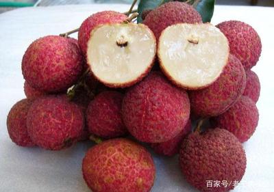 為什么市面上賣的荔枝,很多都是無核的?說出來你都不敢相信!